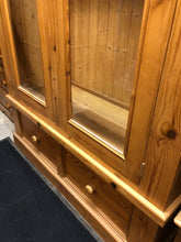 Load image into Gallery viewer, Pine double wardrobe with glass doors
