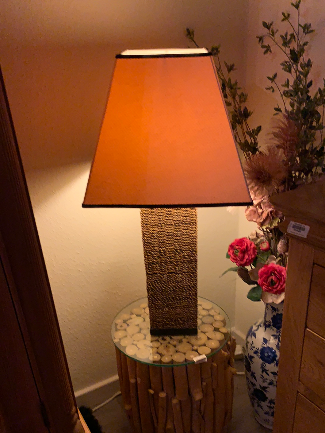 Large wicker lamp